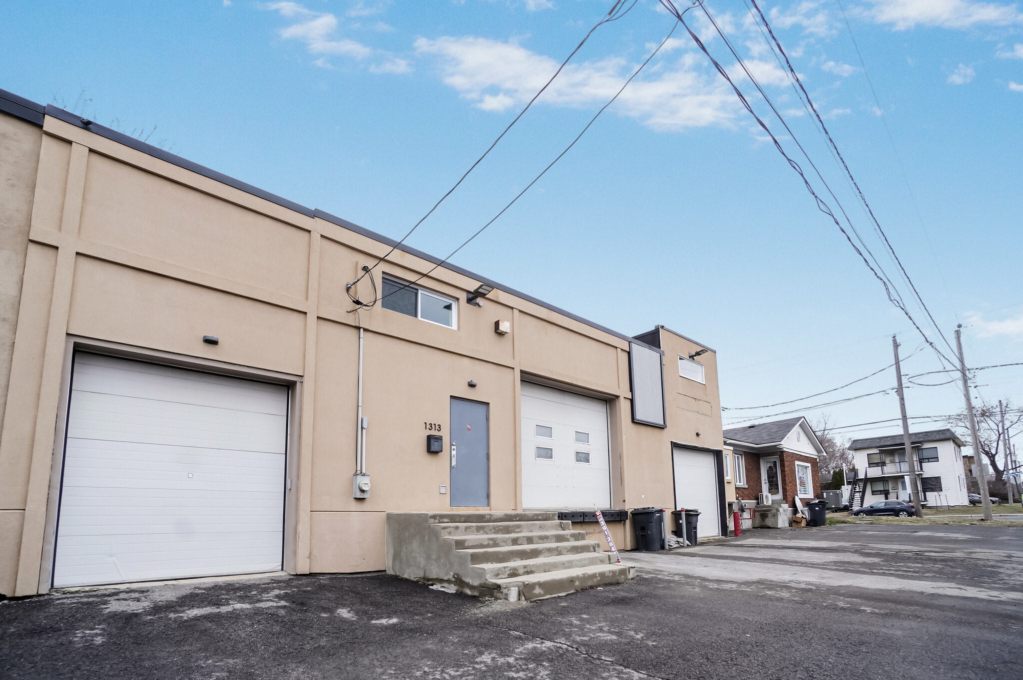 1335 Boul Sainte-Foy, Longueuil, QC à vendre Photo principale– Image 1 sur 13