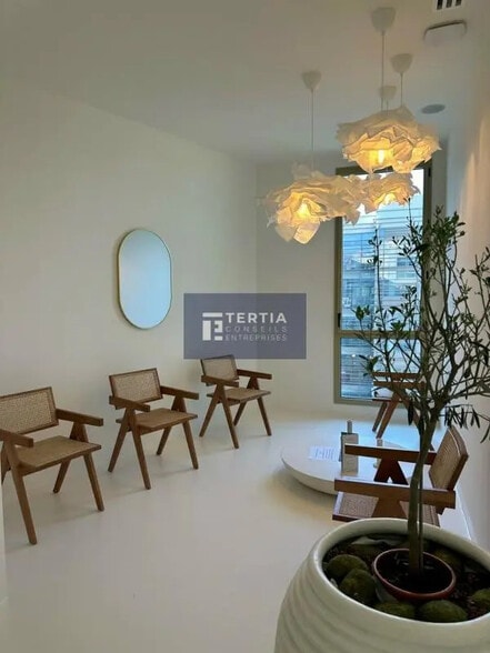 Bureau dans Montpellier à louer - Photo de l’immeuble – Image 1 sur 4