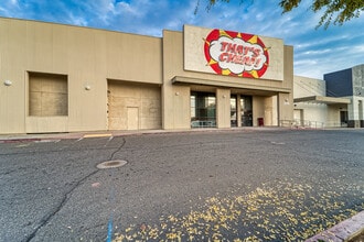 2300-2448 Watt Ave, Sacramento, CA à louer Photo intérieure– Image 2 sur 22