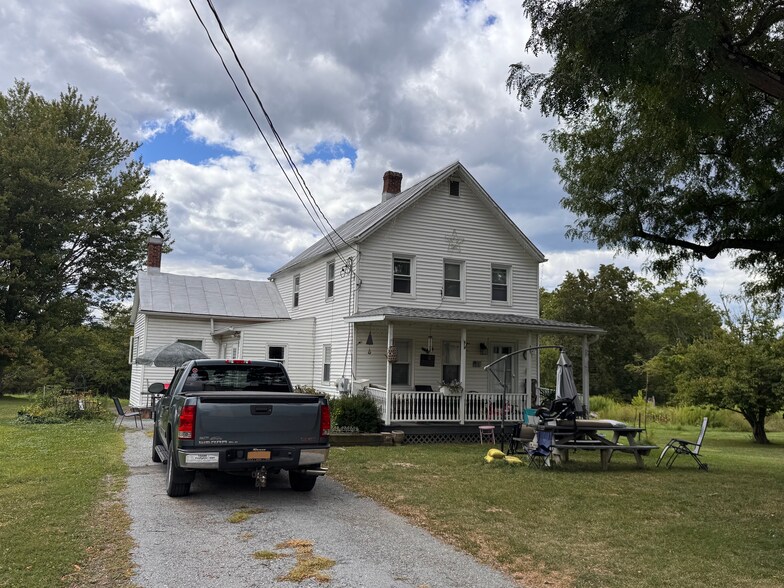 5135 Route 9G, Tivoli, NY à vendre - Photo de l’immeuble – Image 2 sur 13