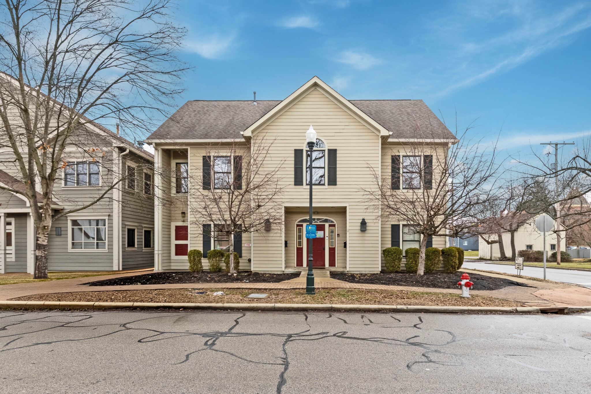 132 N High St, Gahanna, OH à vendre Photo principale– Image 1 sur 37