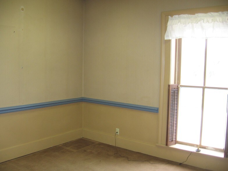 115 W Main St, Eaton, OH à louer - Photo intérieure – Image 3 sur 5
