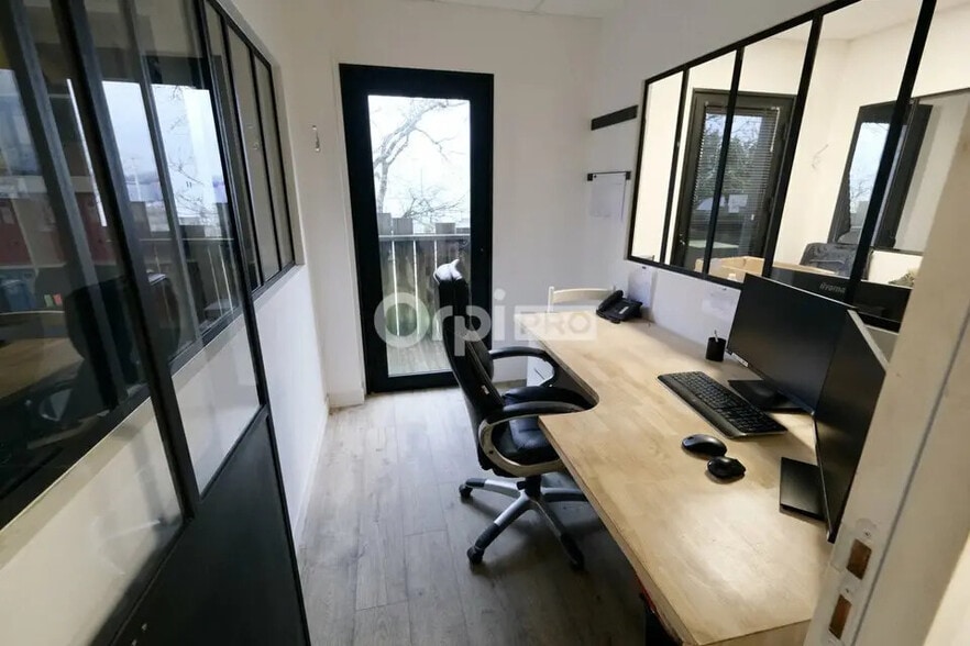 Local d’activités dans Les Sorinières à louer - Photo intérieure – Image 2 sur 4