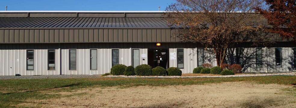 1603 Anthony Rd, Burlington, NC à vendre - Photo principale – Image 1 sur 5