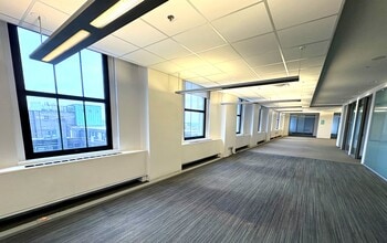 360 Rue Saint-Jacques, Montréal, QC à louer Photo intérieure– Image 1 sur 3