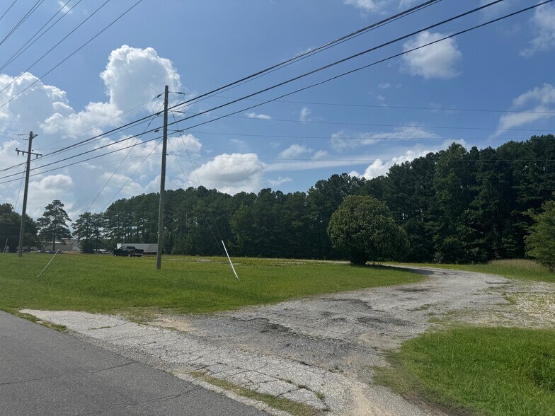 1040 W 10th St, Blackstone, VA à vendre - Photo de l’immeuble – Image 3 sur 5