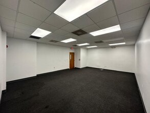 381 N Krome Ave, Homestead, FL à louer Photo intérieure– Image 2 sur 2