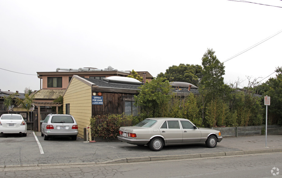 55-75 Gate 5 Rd, Sausalito, CA à louer - Photo de l’immeuble – Image 3 sur 7