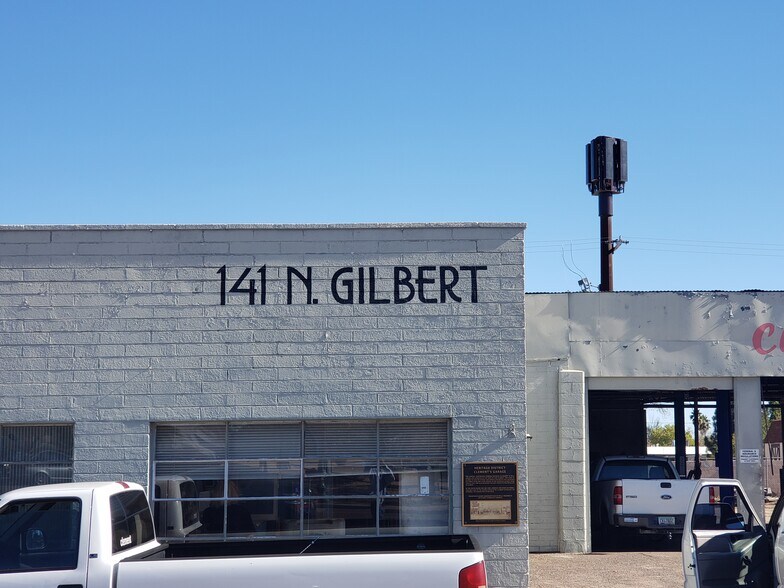 141 N Gilbert Rd, Gilbert, AZ à vendre - Photo de l’immeuble – Image 3 sur 6