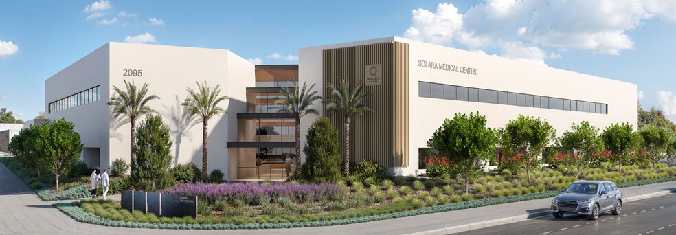 2095 W Vista Way, Vista, CA à vendre - Photo de l’immeuble – Image 3 sur 7