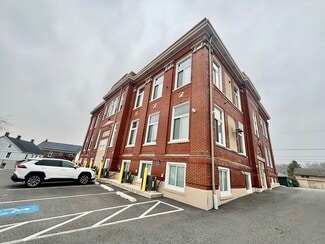 Plus de détails pour 216 Penn St, Bath, PA - Logement à vendre