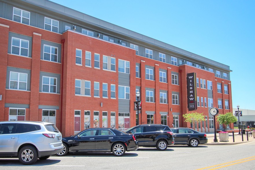 1525 N Main St, Speedway, IN à louer - Photo de l’immeuble – Image 2 sur 8