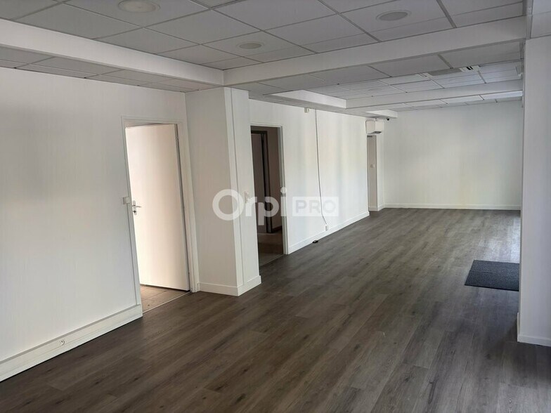 Bureau dans Avignon à vendre - Photo intérieure – Image 3 sur 9