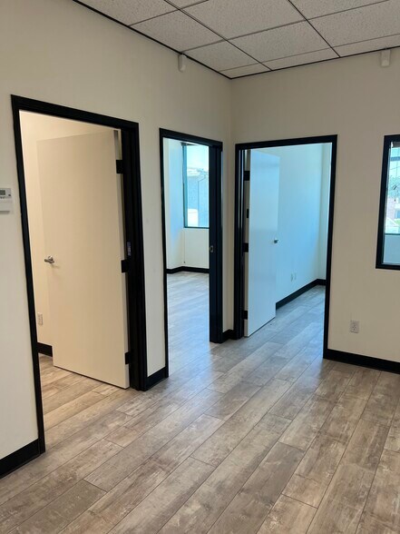 14925-14945 Ventura Blvd, Sherman Oaks, CA à louer - Photo intérieure – Image 3 sur 36