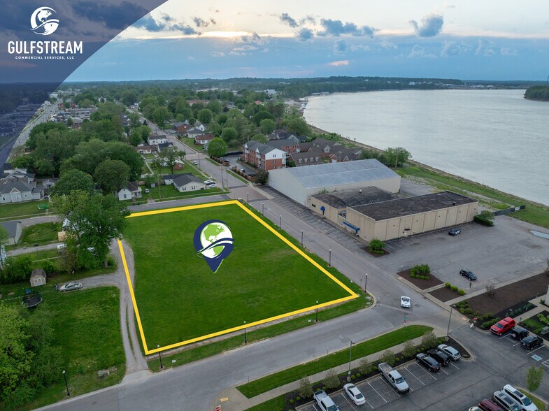 102 Elm Street, Owensboro, KY à louer - Photo de l’immeuble – Image 2 sur 3