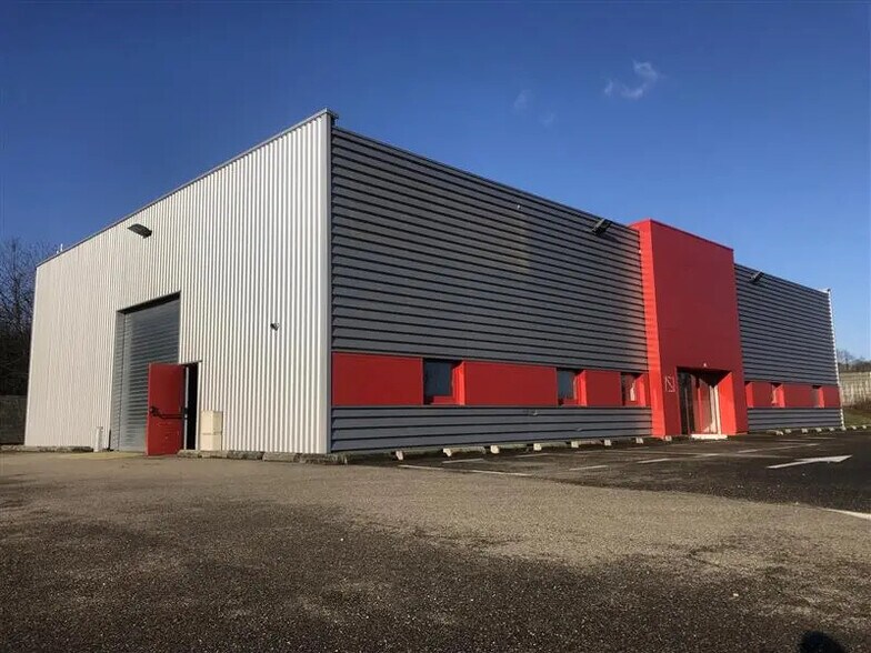 Local d’activités dans Obernai à louer - Photo de l’immeuble – Image 3 sur 12