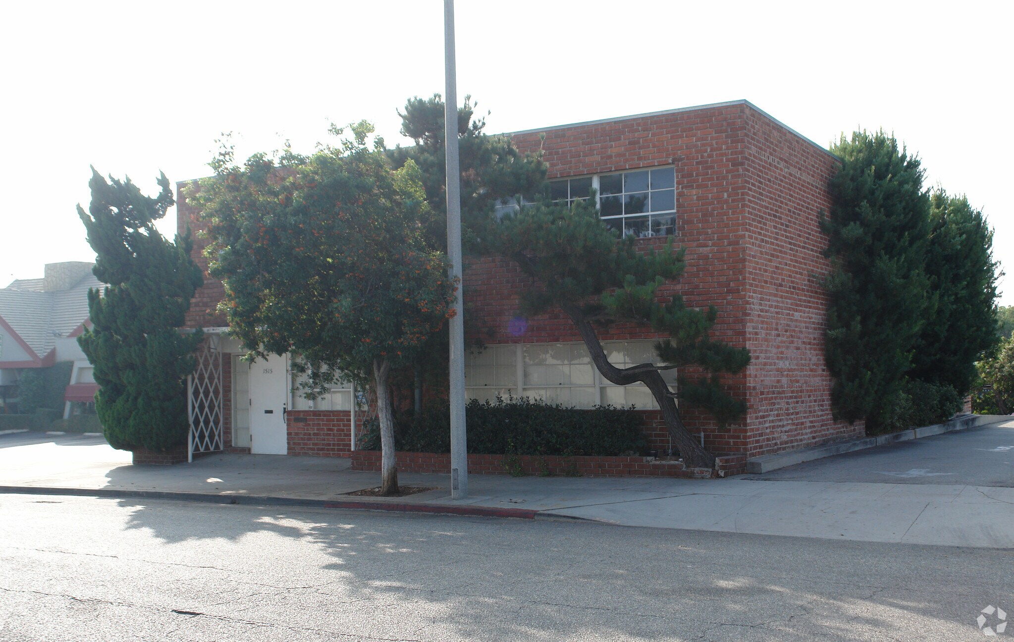 1515 Hope St, South Pasadena, CA à louer Photo de l’immeuble– Image 1 sur 9