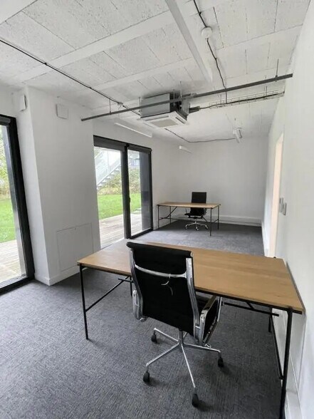 Bureau dans Vannes à louer - Photo de l’immeuble – Image 1 sur 3