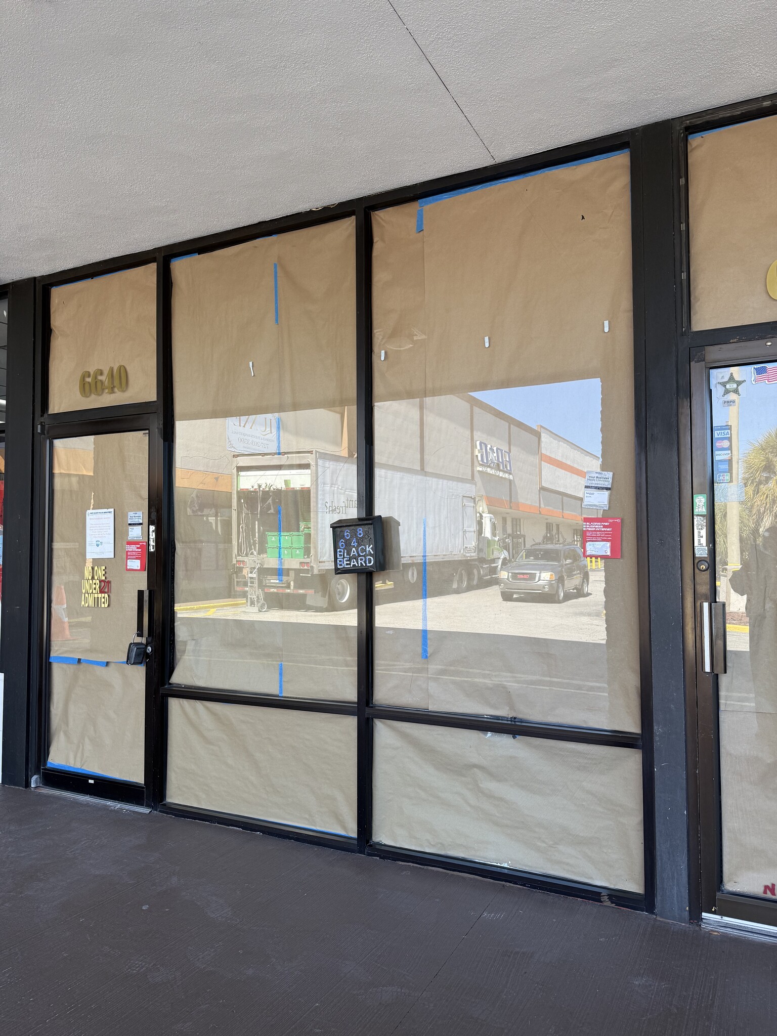 6658 Ridge Rd, Port Richey, FL à louer Photo intérieure– Image 1 sur 6