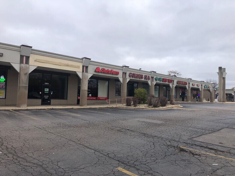 2900-2916 Ogden Ave, Aurora, IL à louer - Photo de l’immeuble – Image 1 sur 3