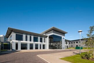 Plus de détails pour International Ave, Dyce - Coworking à louer