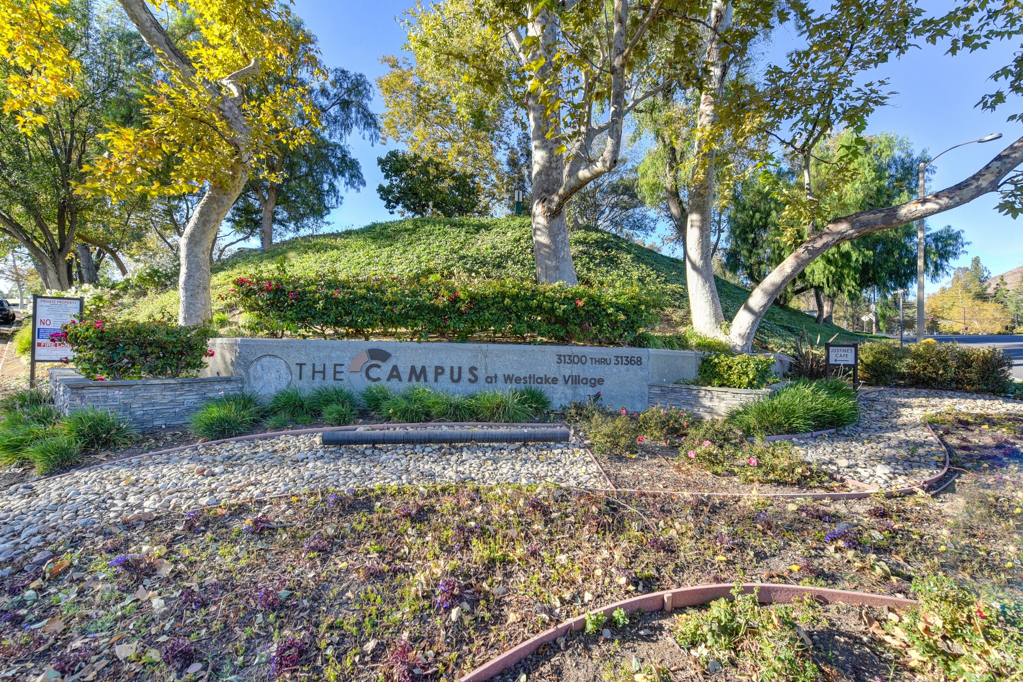31304-31348 Via Colinas, Westlake Village, CA à louer Autre– Image 1 sur 3