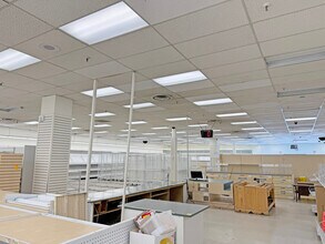 3612-3620 Industrial Dr, Santa Rosa, CA à louer Photo intérieure– Image 2 sur 14