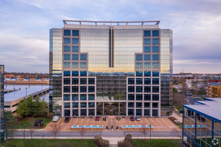 3 Cityplace Dr, Creve Coeur, MO à louer - Photo de l’immeuble – Image 3 sur 5