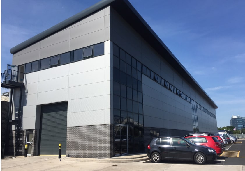 40 Birmingham Rd, West Bromwich à louer - Photo principale – Image 1 sur 2