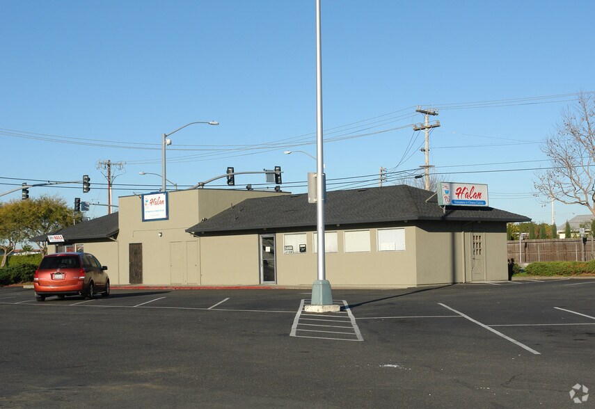 1960-2056 Lewelling Blvd, San Leandro, CA à louer - Photo principale – Image 3 sur 7