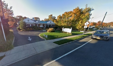 164 E Main St, Huntington, NY à louer Photo de l’immeuble– Image 2 sur 8