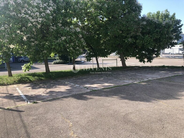 Local d’activités dans Pulnoy à louer - Photo de l’immeuble – Image 3 sur 5