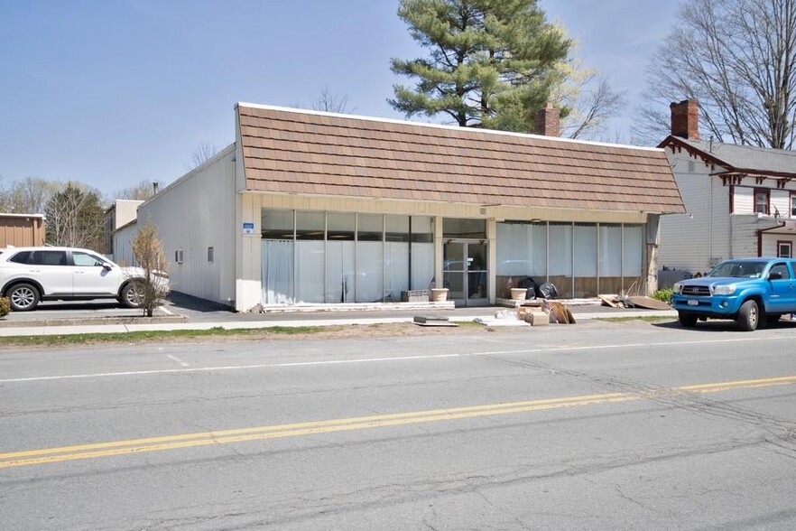 86 Sullivan St, Wurtsboro, NY à vendre - Photo principale – Image 1 sur 16