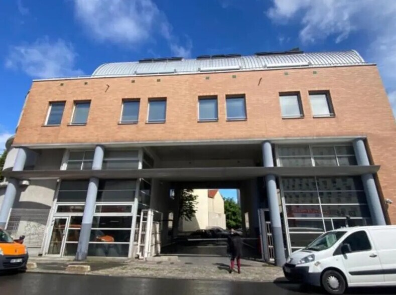 Bureau dans Saint-Ouen-sur-Seine à louer - Photo de l’immeuble – Image 1 sur 9