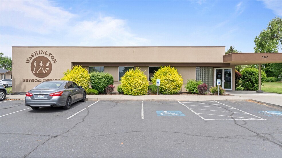3807 W Court St, Pasco, WA à vendre - Photo de l’immeuble – Image 2 sur 34