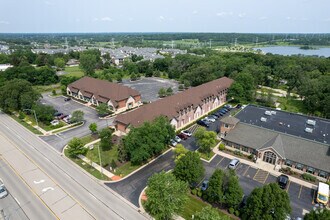 550-660 W Boughton Rd, Bolingbrook, IL - Vue aérienne vue de carte - Image1