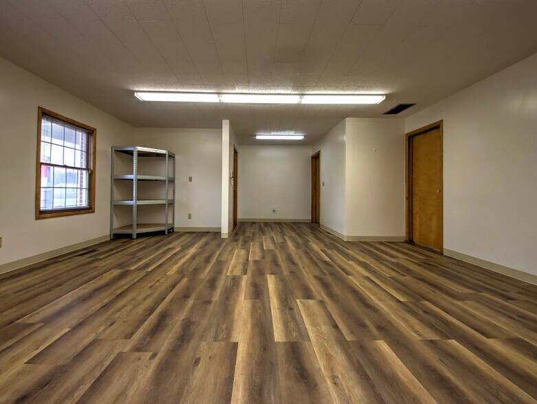 111 Longwood Dr, Laporte, IN à louer - Photo intérieure – Image 2 sur 14
