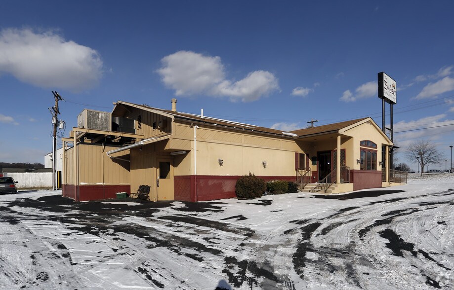 100 Memory Ln, York, PA à vendre - Photo de l’immeuble – Image 1 sur 1