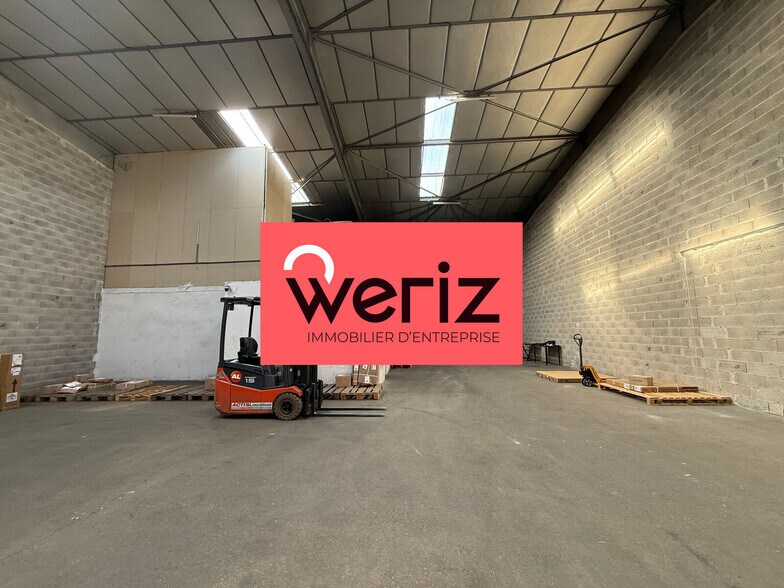 162 Boulevard Danielle Casanova, Marseille à louer - Photo de l’immeuble – Image 2 sur 8