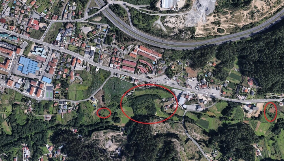 Terrain dans O Porriño, Pontevedra à vendre - Aérien – Image 2 sur 3
