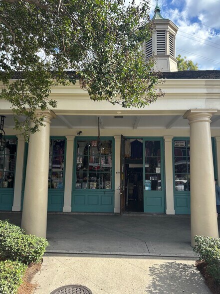 916 Decatur St, New Orleans, LA à louer - Photo de l’immeuble – Image 2 sur 3