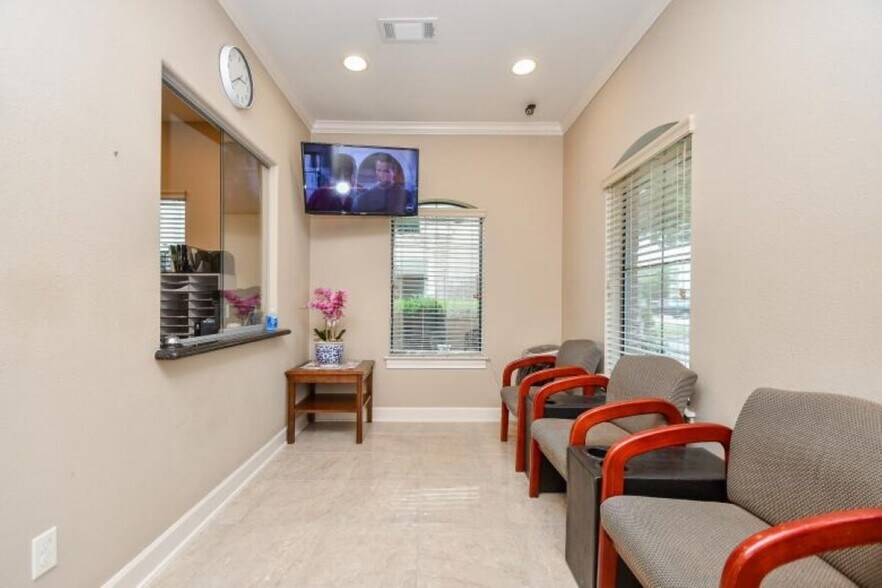 442-446 Park Grove Dr, Katy, TX à vendre - Photo de l’immeuble – Image 3 sur 14