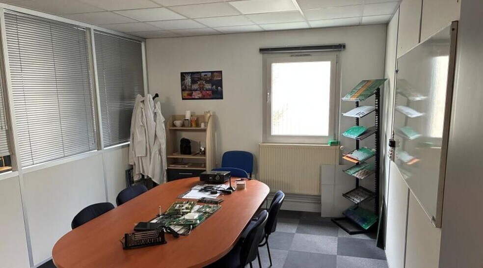 423 Rue Audemars, Buc à louer - Photo intérieure – Image 3 sur 3
