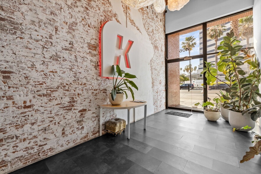 400-412 Wilshire Blvd, Santa Monica, CA à louer - Photo de l’immeuble – Image 2 sur 23