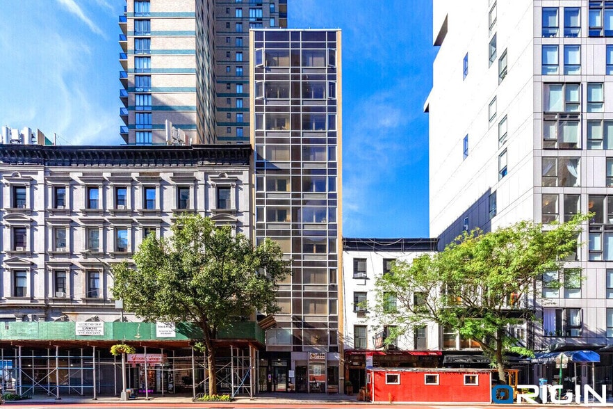 160 E 23rd St, New York, NY à louer - Photo de l’immeuble – Image 3 sur 5