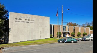 Plus de détails pour 309 N Church St, Dyersburg, TN - Bureau à vendre