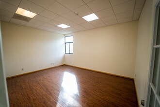 2860 Quimby Rd, San Jose, CA à louer Photo intérieure– Image 2 sur 2