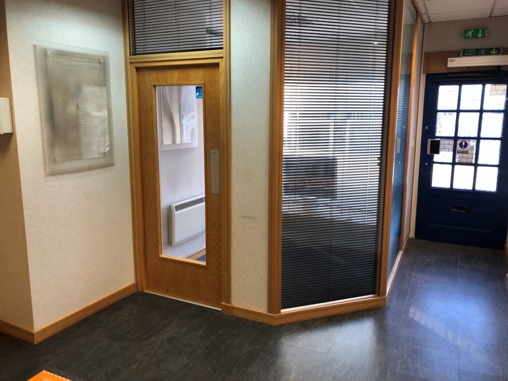 10 Agincourt Sq, Monmouth à louer Photo intérieure– Image 1 sur 6