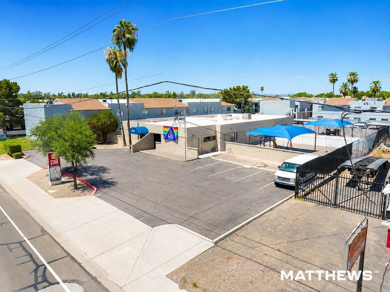 1830 N Country Club Dr, Mesa, AZ à vendre - Photo principale – Image 1 sur 5