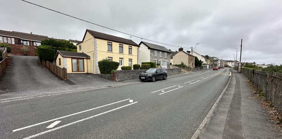 77 Pwll Rd, Llanelli à louer - Photo de l’immeuble – Image 3 sur 3